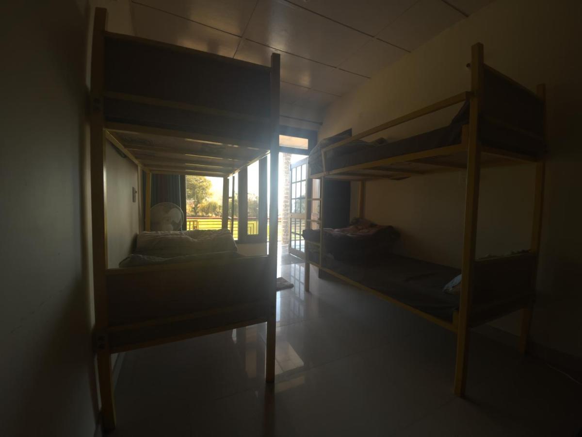 Bir Nest Hostel Exteriör bild
